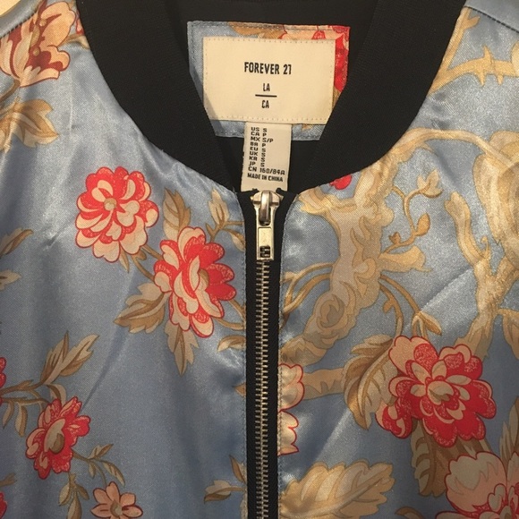 F21 bomber jacket - Picture 2 of 4